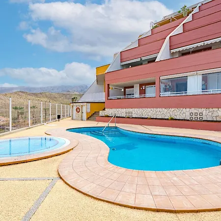 The Sunset - 2 Bedroom * 아데제