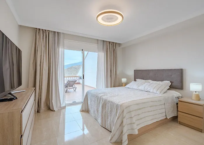 The Sunset - 2 Bedroom Costa Adeje (Tenerife)