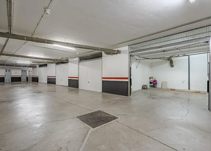 The Sunset - 2 Bedroom 아파트