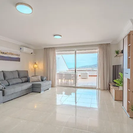 The Sunset - 2 Bedroom Apartment Costa Adeje (Tenerife)