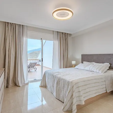 The Sunset - 2 Bedroom Costa Adeje (Tenerife)