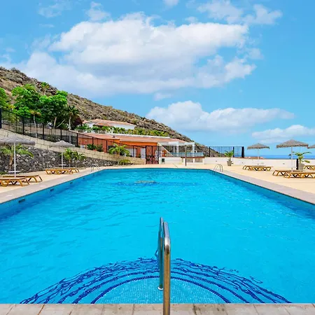 The Sunset - 2 Bedroom Apartment *