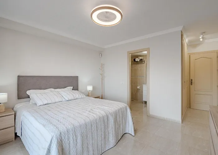 The Sunset - 2 Bedroom Apartman *